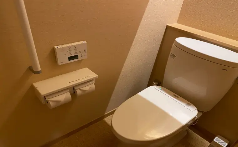 平鶴　トイレ